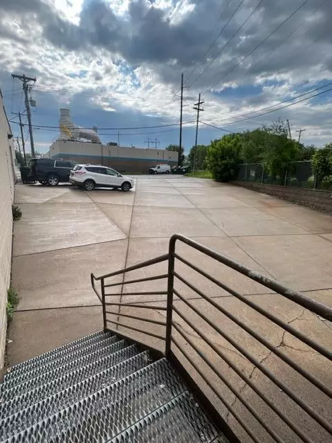 Saint Paul, MN 55104,1630 Carroll AVE