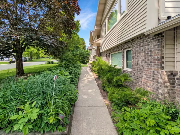 Maple Grove, MN 55311,15142 75th AVE N
