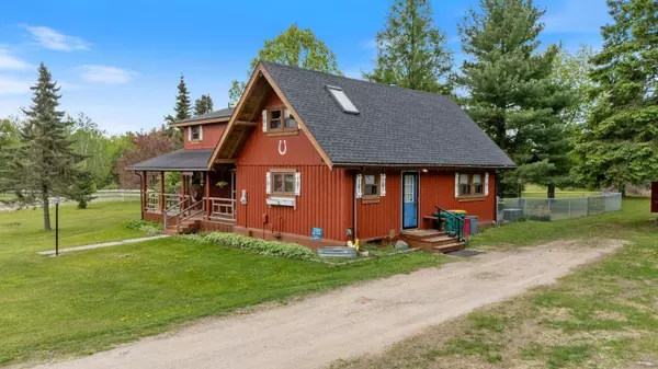 Coleraine, MN 55709,989 Trout Lake RD