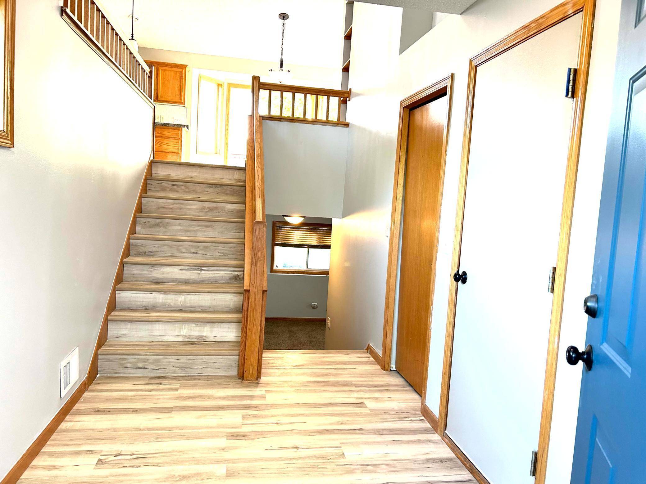 Rosemount, MN 55068,14536 Blackberry WAY