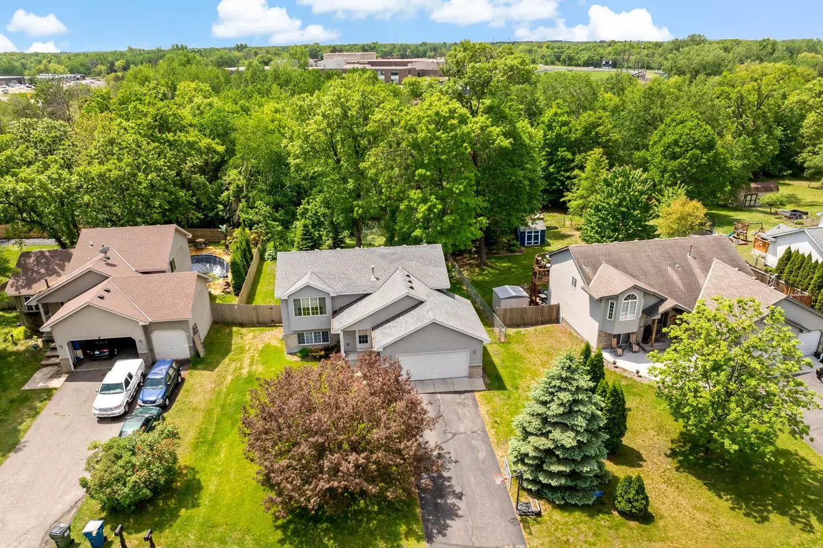 Saint Francis, MN 55070,23210 Kerry ST NW