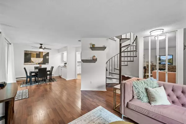 Saint Louis Park, MN 55416,2220 Ridge DR #16