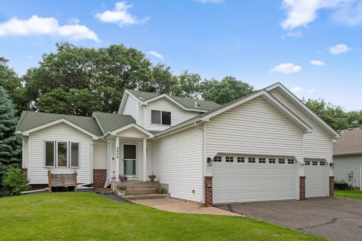 Blaine, MN 55449,9406 Harpers CT NE
