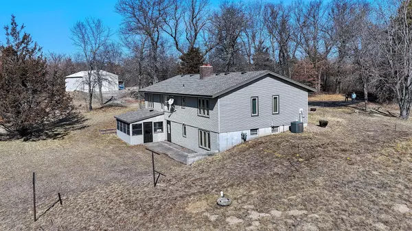 18067 233rd AVE NW, Orrock Twp, MN 55309