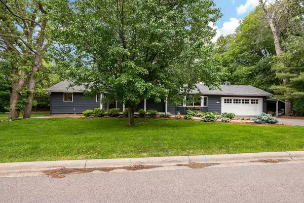Minnetonka, MN 55305,406 Kenmar CIR