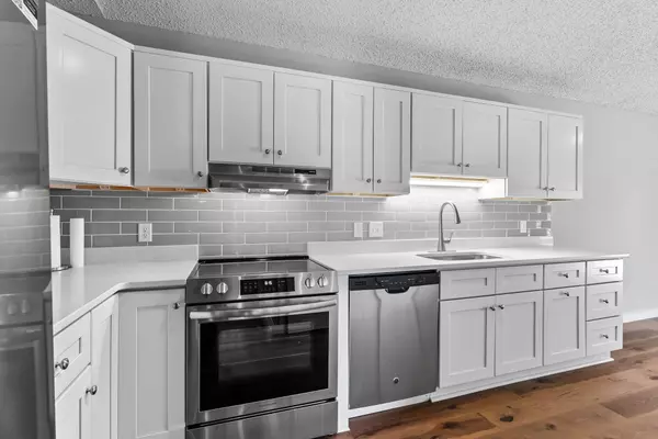 Rosemount, MN 55068,15610 Cornell TRL