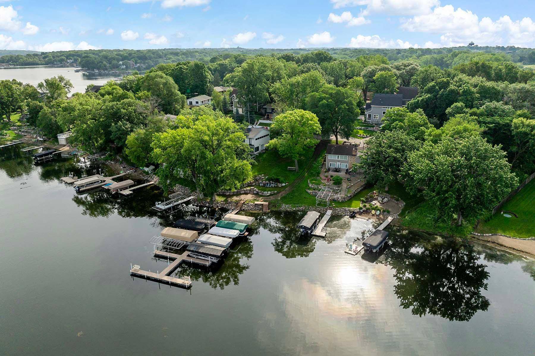Prior Lake, MN 55372,3749 Pershing ST SW