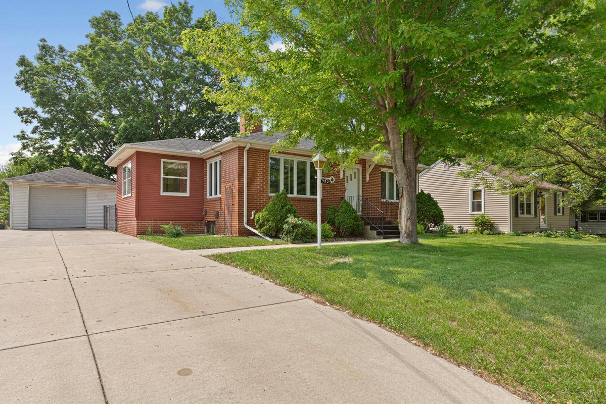 Faribault, MN 55021,732 Hulett AVE