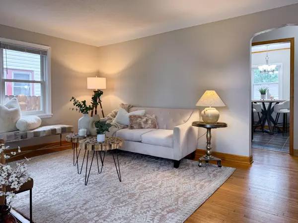 Saint Paul, MN 55106,1759 Arlington AVE E