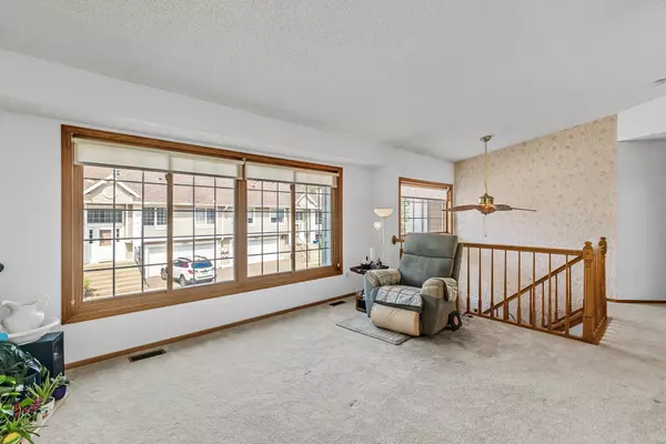 Oakdale, MN 55128,1977 Granite AVE N