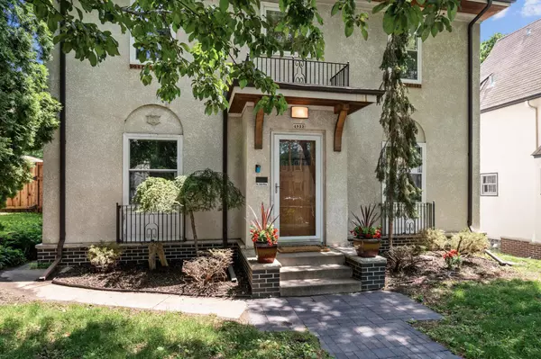 Minneapolis, MN 55419,4933 Bryant AVE S