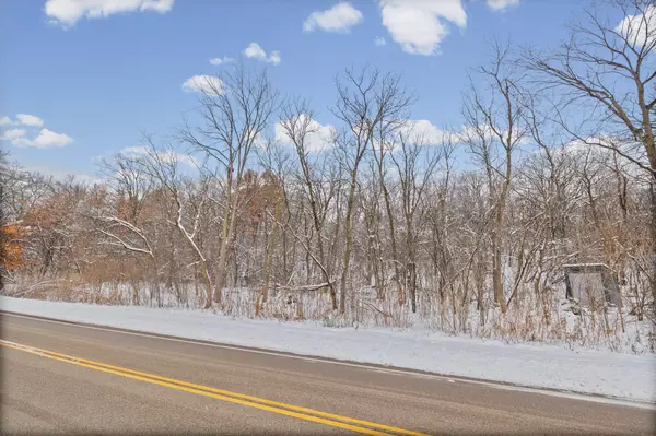 Maplewood, MN 55119,2685 Carver AVE E