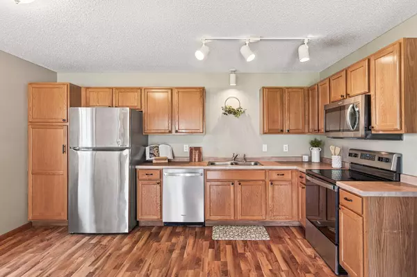 Zimmerman, MN 55398,12606 Pond View RD