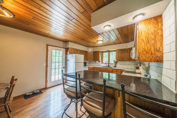 Pelican Twp, MN 56572,42174 Bur Oak Hills LOOP