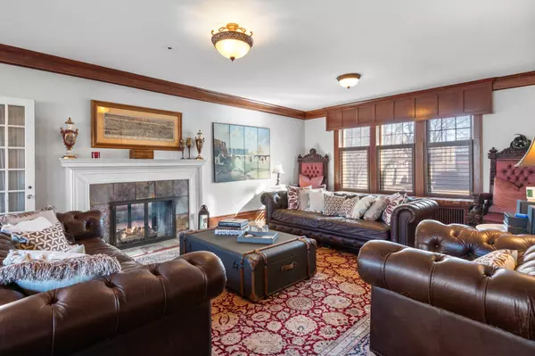 Saint Paul, MN 55105,818 Summit AVE