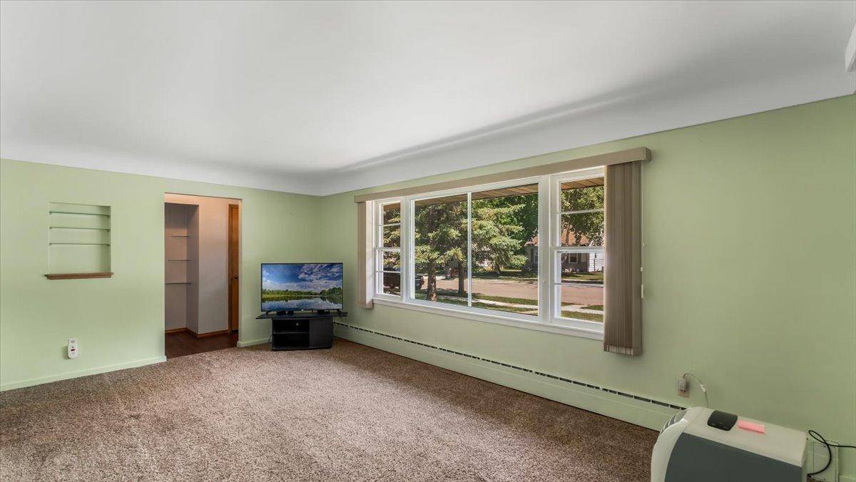 Alexandria, MN 56308,1220 Irving ST