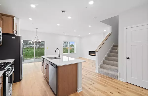 Rogers, MN 55374,13621 Busch LN