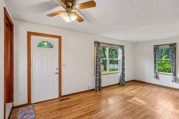 Centuria, WI 54824,201 5th ST