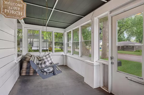 Sauk Rapids, MN 56379,720 5th AVE N