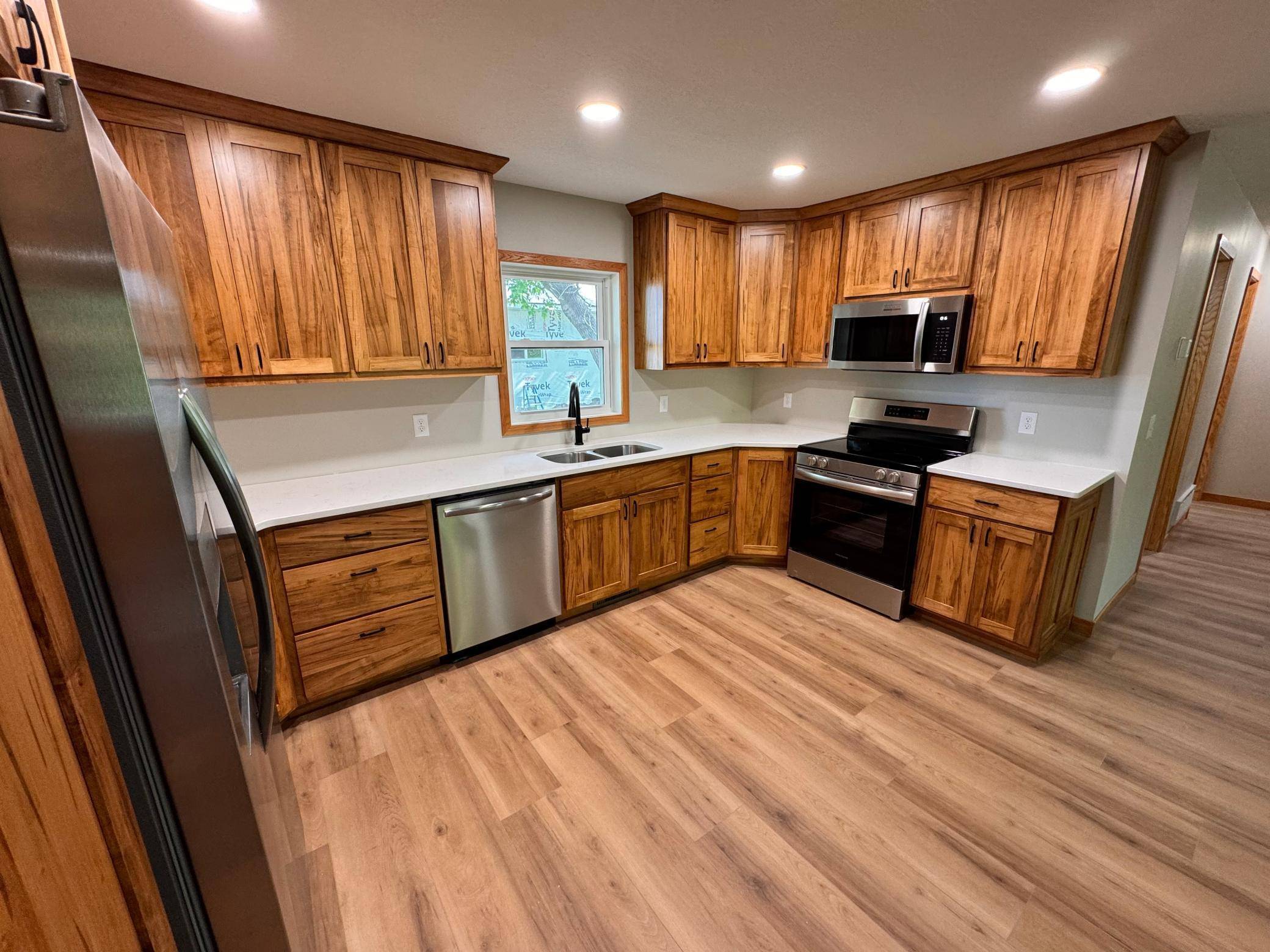 Alexandria, MN 56308,407 Park ST