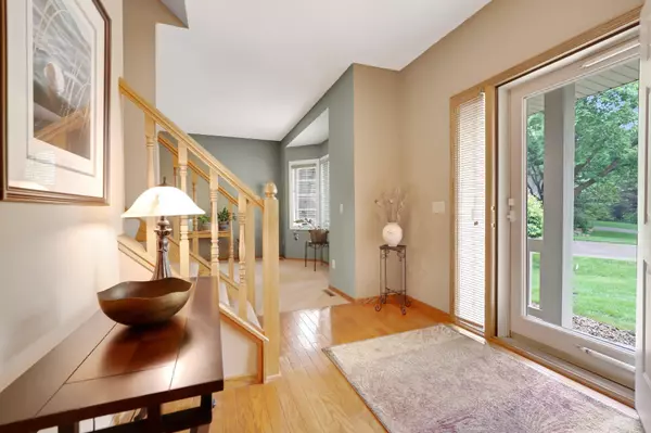 Burnsville, MN 55337,13312 Commonwealth DR