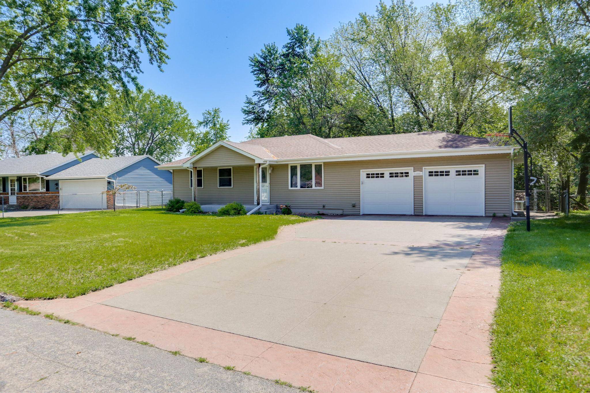 Blaine, MN 55434,11001 Quincy BLVD NE