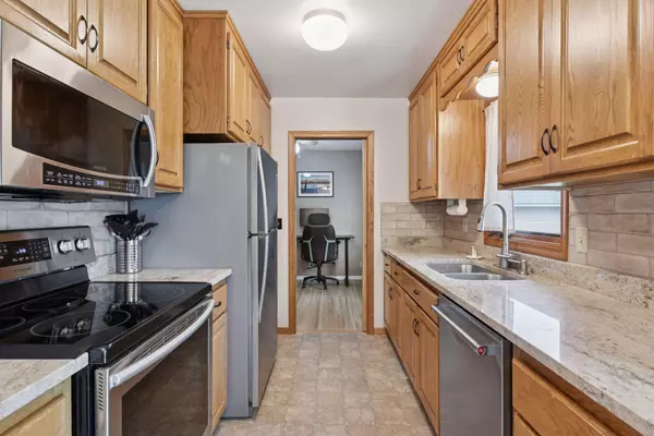 Bloomington, MN 55420,9541 5th AVE S