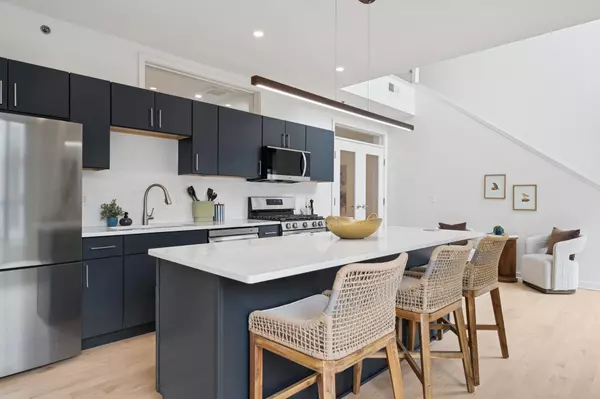 Minneapolis, MN 55416,3104 W Lake ST #412