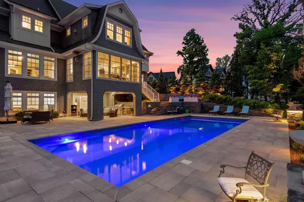 Minnetrista, MN 55331,3758 Woodland Cove Pkwy
