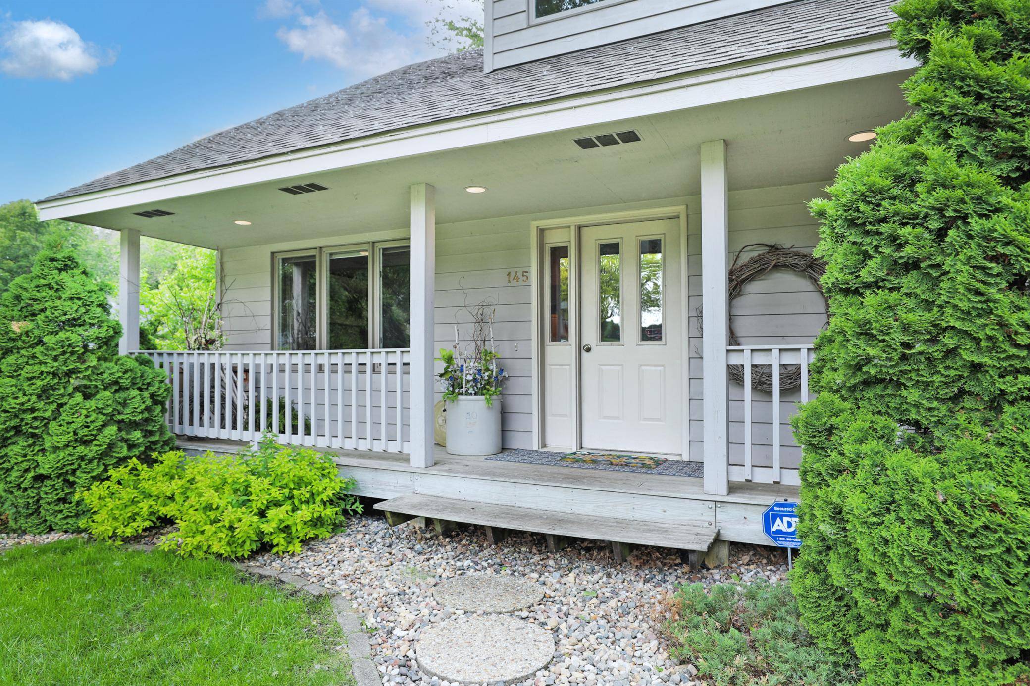 Owatonna, MN 55060,145 Valley View PL