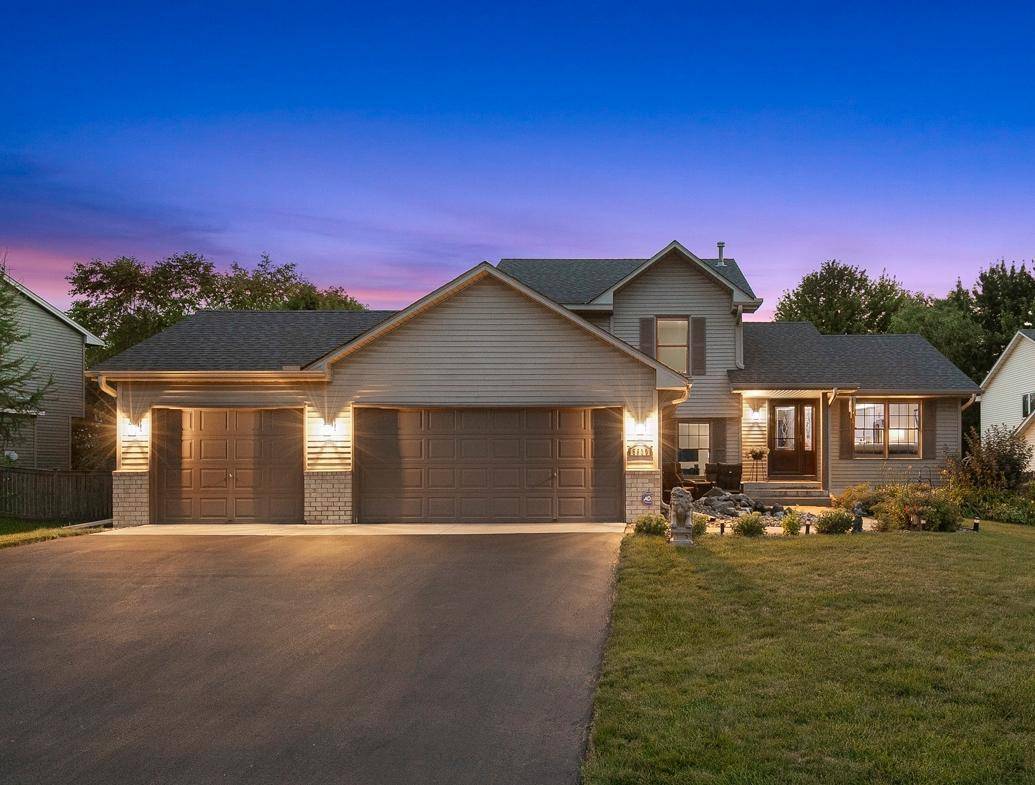 5630 Oak View CT, Savage, MN 55378