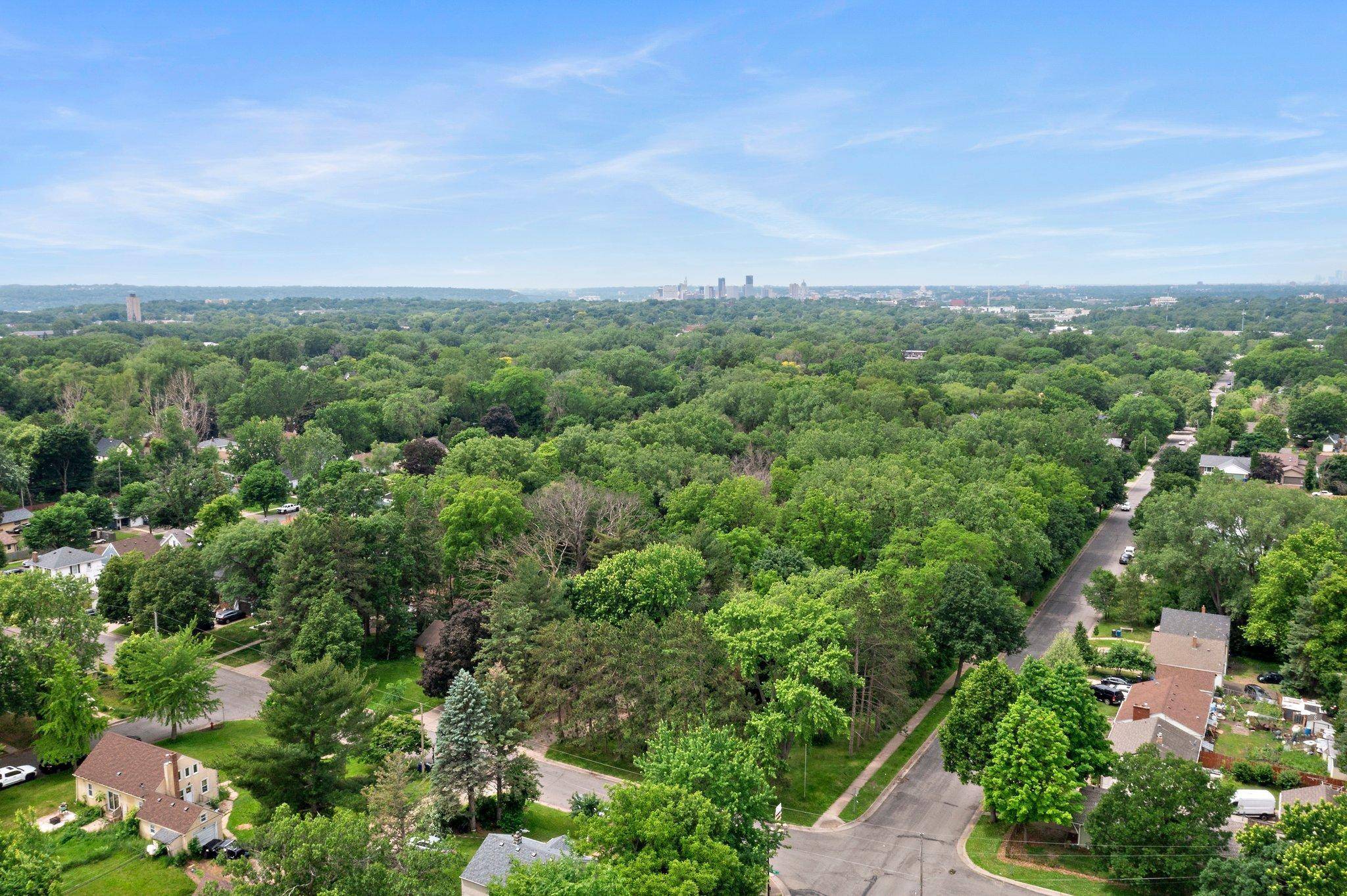 Saint Paul, MN 55106,935 Kennard ST