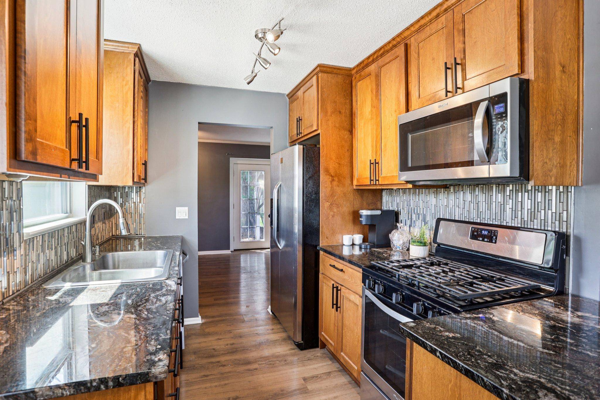 Fridley, MN 55432,7549 Lyric LN NE