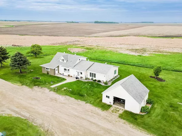 Crete, ND 58040,8221 117th AVE SE