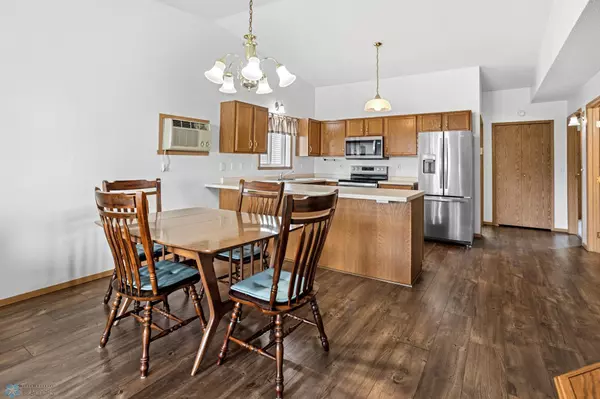 Fargo, ND 58104,3996 33rd ST S