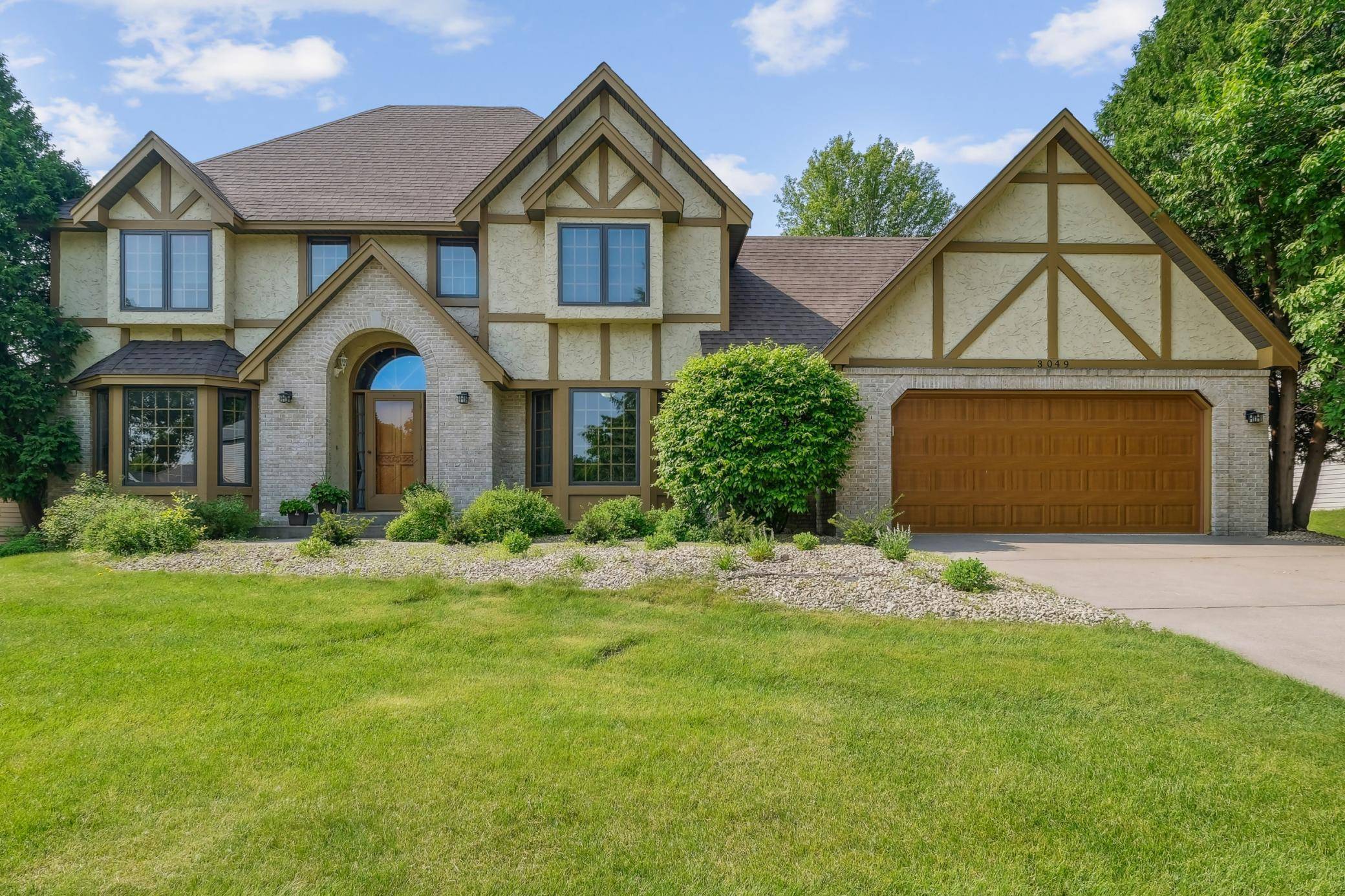3049 12th ST NW, New Brighton, MN 55112