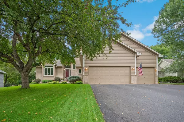 Brooklyn Park, MN 55443,8909 Vickors XING