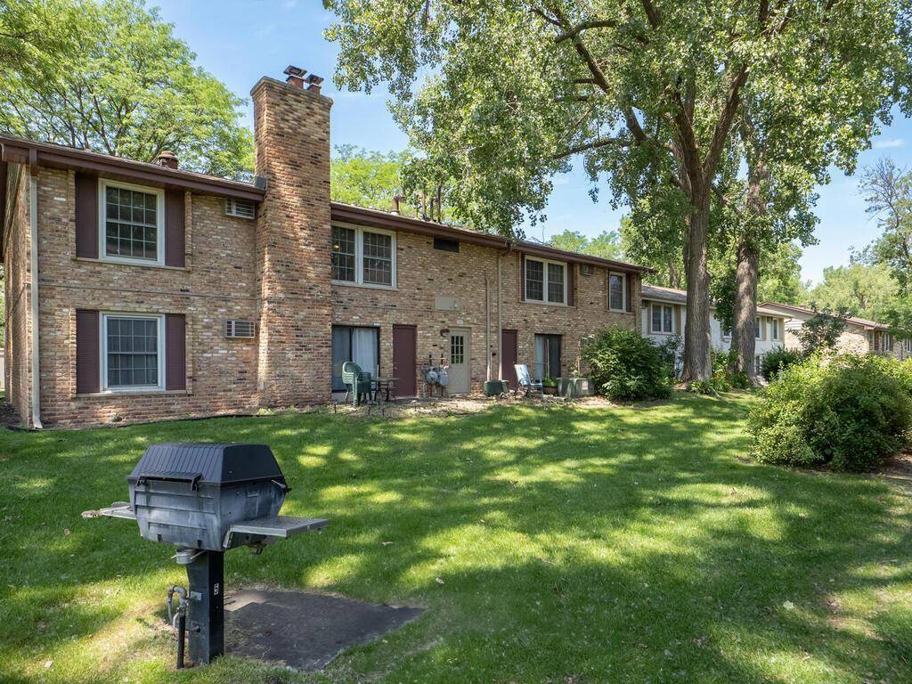 Saint Louis Park, MN 55416,4600 Cedar Lake RD S #6
