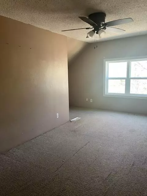 Mountain Lake, MN 56159,718 9th ST N