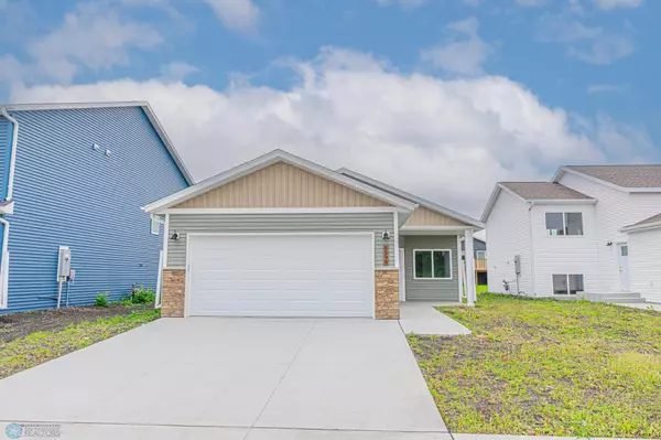 6598 68th ST S, Horace, ND 58047