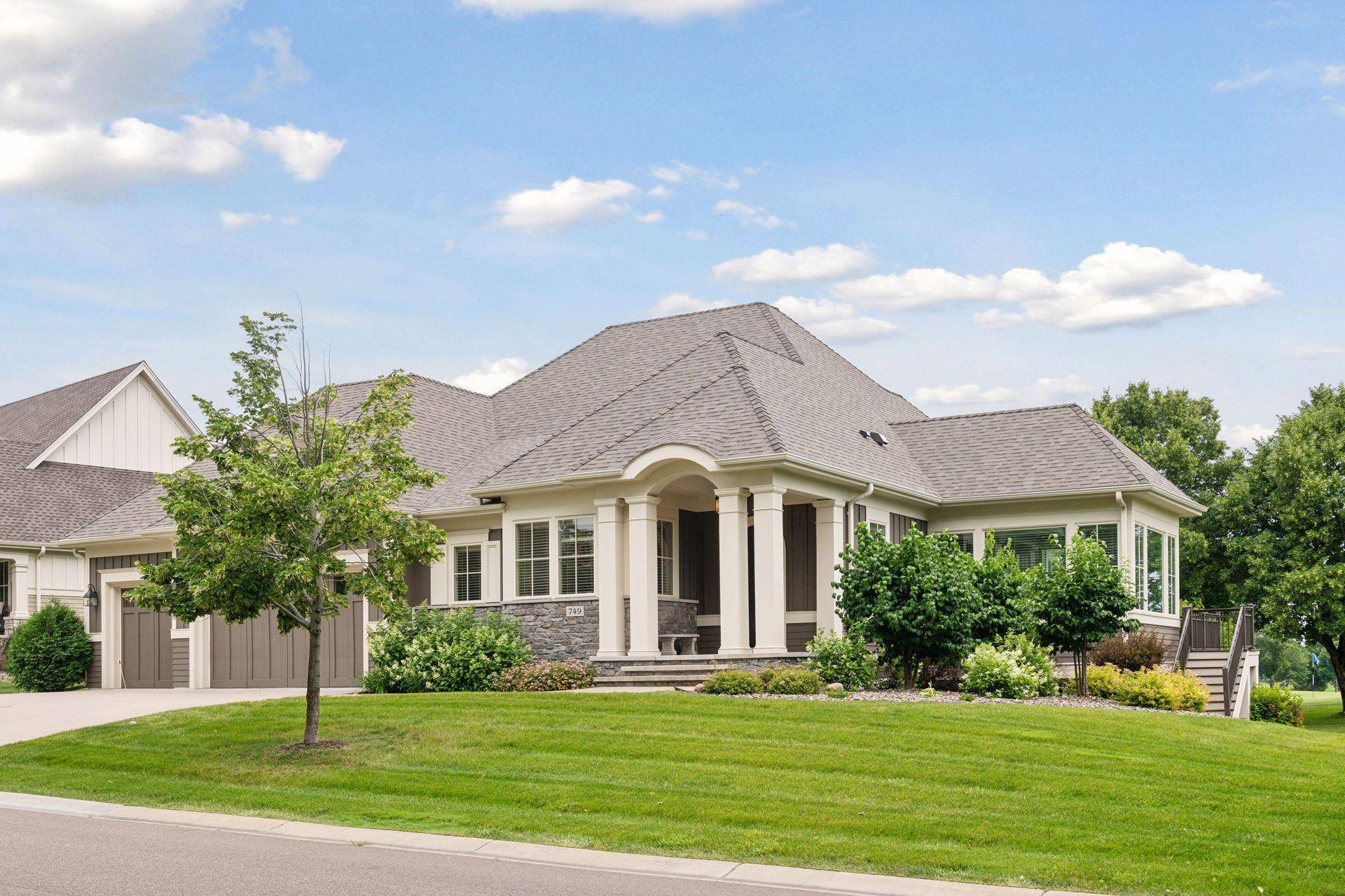 749 Fairway DR, Medina, MN 55340