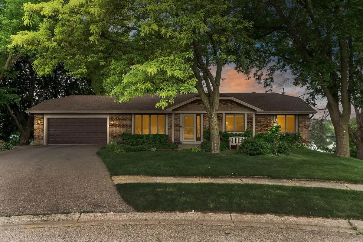 Apple Valley, MN 55124,14433 Guthrie WAY