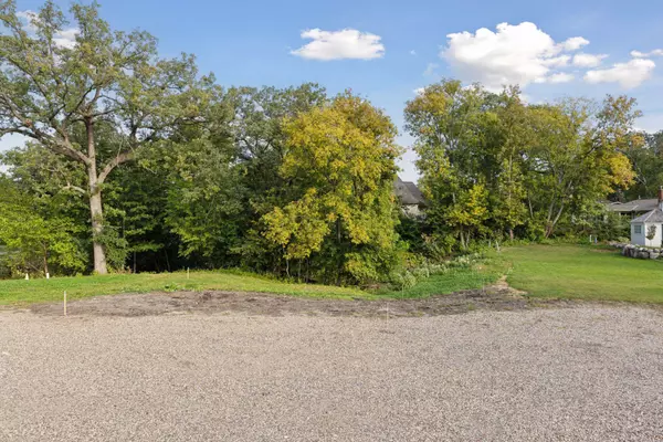 Saint Paul, MN 55104,110 Mississippi River BLVD N