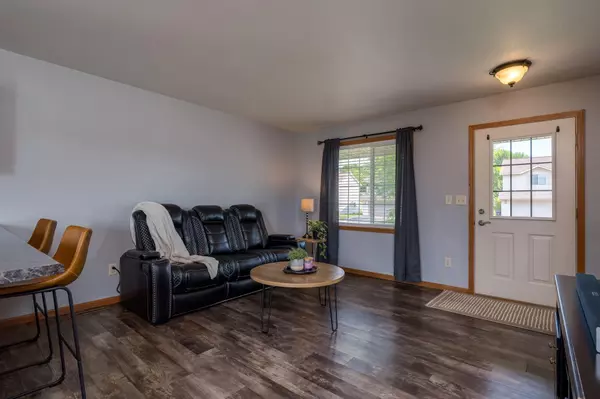 Mankato, MN 56001,105 Savannah CT