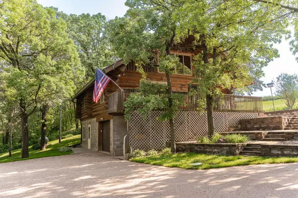 Mazeppa, MN 55956,56638 County Road 1