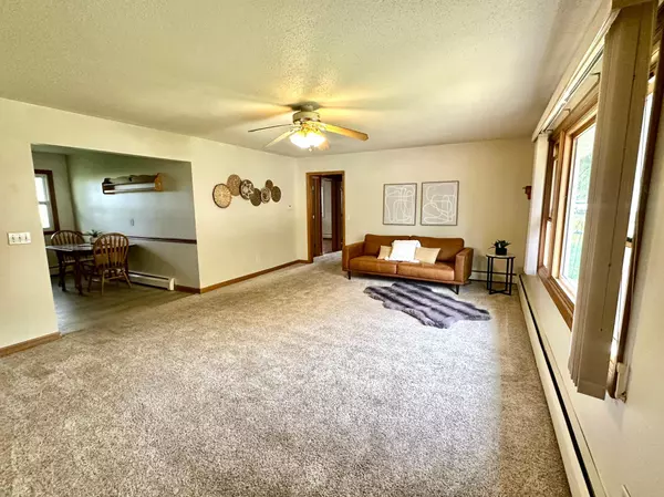 Worthington, MN 56187,1745 S Shore DR