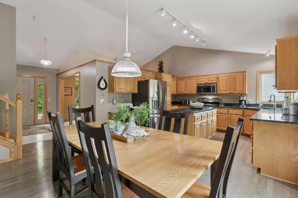 Maple Grove, MN 55369,9420 Magnolia WAY N