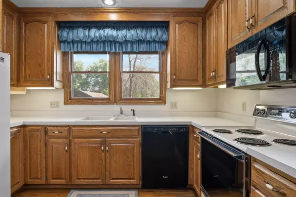 Lakeville, MN 55044,11522 172nd ST W