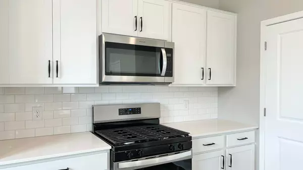 Shakopee, MN 55379,2064 Aquarius DR