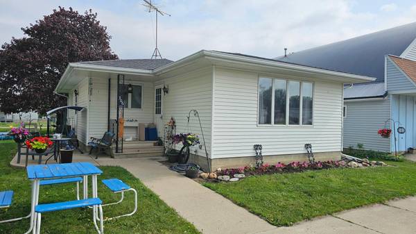 306 Main ST, West Concord, MN 55985